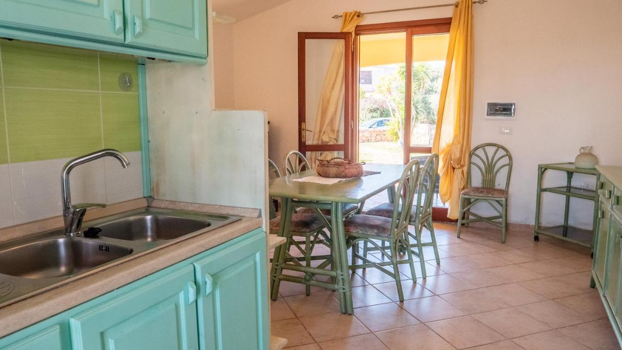 Villetta Con Giardino A Budoni Exterior photo