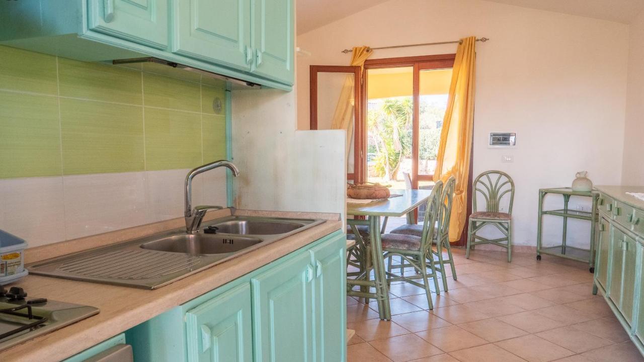 Villetta Con Giardino A Budoni Exterior photo